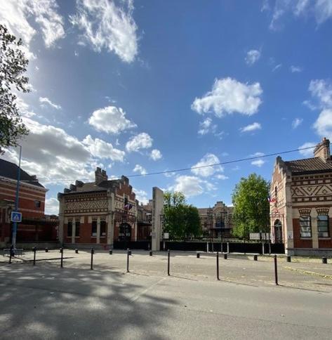 Krisko Parking Prive Et Clos Armentières Kültér fotó